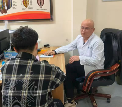 塔城地区|男科医师高朋磊：守护男性健康，专业男科诊疗